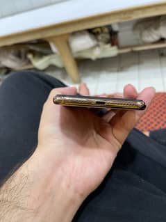 IPHONE XS MAX