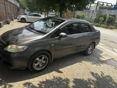 Honda city 1300cc readonable price good car