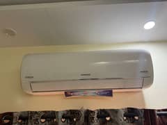 Kenwood AC available for sale in excellent condition