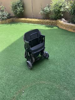 Pram (stroller)