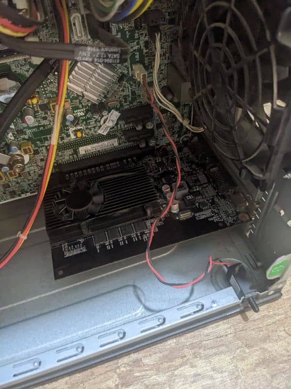 Budget Gaming PC | Core i3 3rd Gen | Full Setup with Monitor & GPU 2