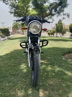 YBZ-DX Used A1 Condition, Register With Golden No Punjab