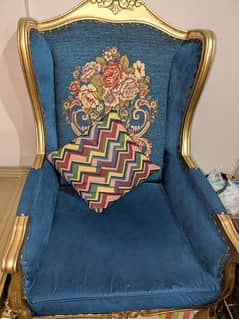 Sofa set Wooden and just like new