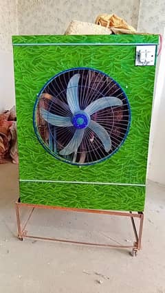 Dc cooler for sale in very good condition