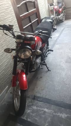 suzuki gs150 se nut to nut genioun and in perfect condition