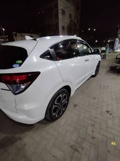 Honda Vezel 2016