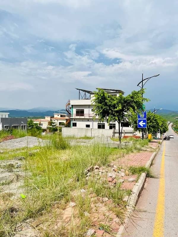 Bahria Enclave Sector F 10 Marla Full Heighted Plot Available For Sale Good Location Back Open 2