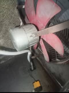 AIR COOLER NEW CONDITION 10/10 USED FOR LESS THEN 1 MONTH BIG MOTOR