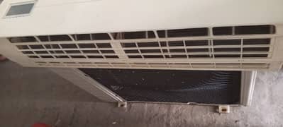 Orient Ac 1.5 ton 9/10 condition in cheap price