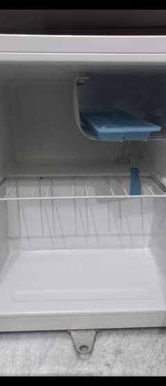 Mini Fridge General Brand (Imported)