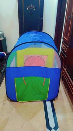 kids parachute tent slightly used 5 foot length 5 foot width