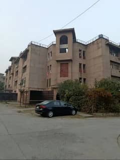 G-11/4 PHA D-Type 3rd Floor Flat For Sale Invester Rate