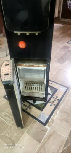 dispenser