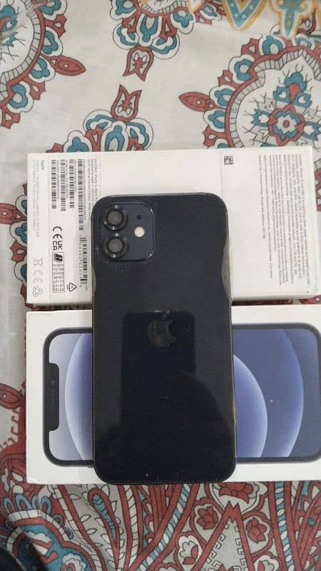 iphn 12 non pTa just box open 1