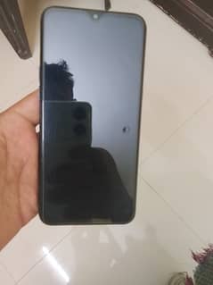 realme C2