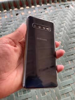 pach pta ha ok ha  bass camera  ma dast  ha tore c hor koi msla ni ha