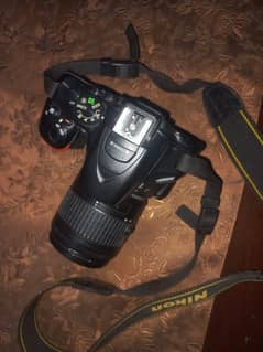 Nikon D5500 DSLR with 18-55mm Lens - 9/10 Condition