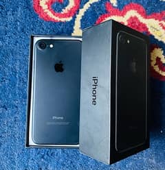 iPhone 7 128 gb PTA Approved with box { 03124977556 }