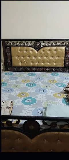 IRON BED
