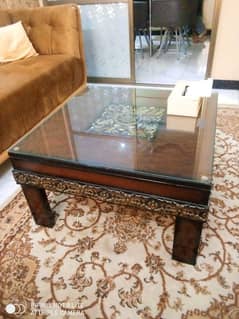 5 seater sofa + square table