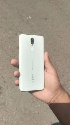 OPPO F11_4Gb 128Gb pta approved