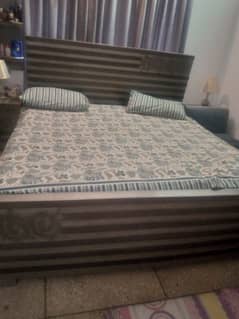 bed side tables  with dressing
