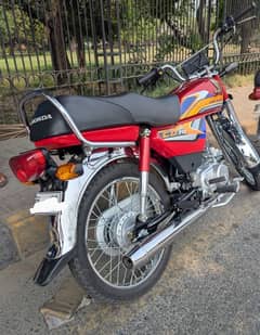 CD70 Model 25