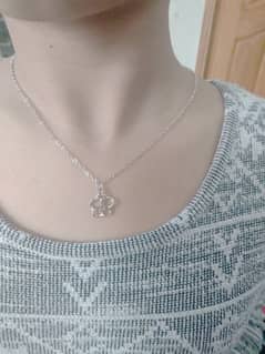 locket with chain