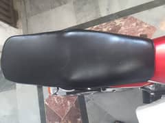 honda 125 seat