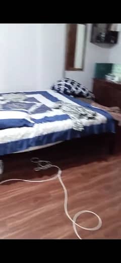 2 bed D/D Flat in Gulshan-e-Iqbal Block-5