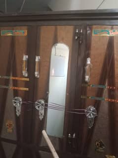 dress cabinet