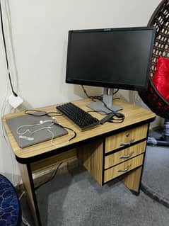 office table , lcd , chair