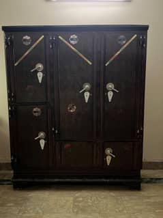 Safe alamari