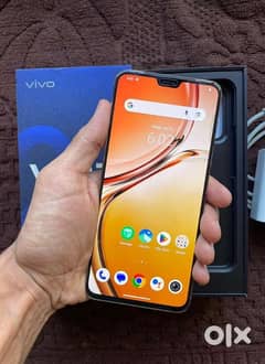 vivo v23  5g model 12gb+8gb/256gb. Best camera