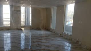 500 Square Feet Ready Office Available For Rent On Canal Road Faisalabad