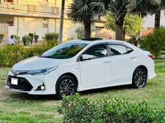 Toyota Corolla grande 1.8 beigh room for sale