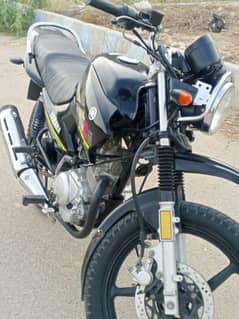 YAMAHA YBR G