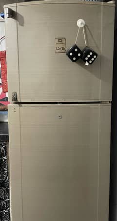 I am selling my LVS Refrigerator in good condition