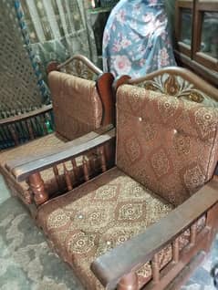 Single Seat Sofas And Side tables