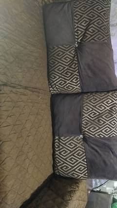 sofa. beautiful 6 seater. with cover