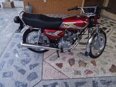 Honda cg 125 red colour 10/10 condition