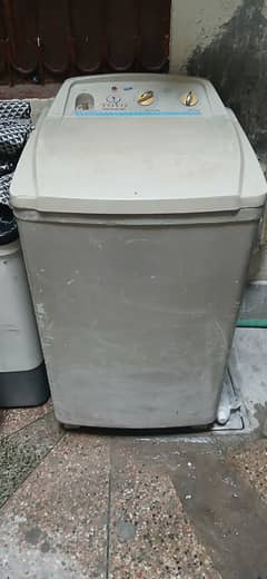 Toyo Washing Machine
