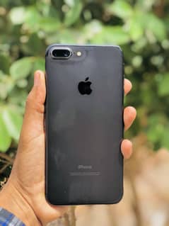 IPhone 7 puls 128 gb ufon sam chal ta hy all ok