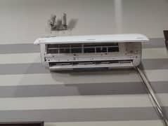 KENWOOD INVERTER SPLIT AC 1.5 TON