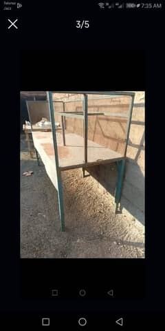 gud condition iron table