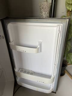 Orient fridge used 1 year just