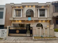 Ultra Designer Beautiful 6 Marla One and Half Storey House for Sale With All Facilities in Airport Housing Society Near Gulzare Quid Express Highway Gulberg Greens Residencia