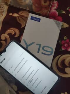 Vivo Y19 4/128 original with box