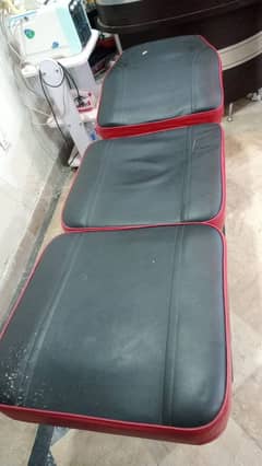 Faical Bed