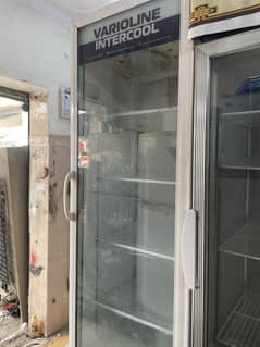 Refrigerator chiller for use bakery